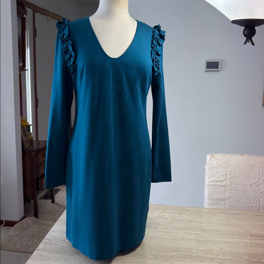 NWOT Trina Turk Teal Blue dress, absolutely no flaws. Excellent Condition.